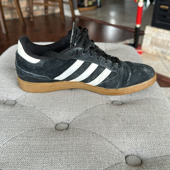 Vintage Adidas Busenitz skateboarding shoes - Picture 4 of 12